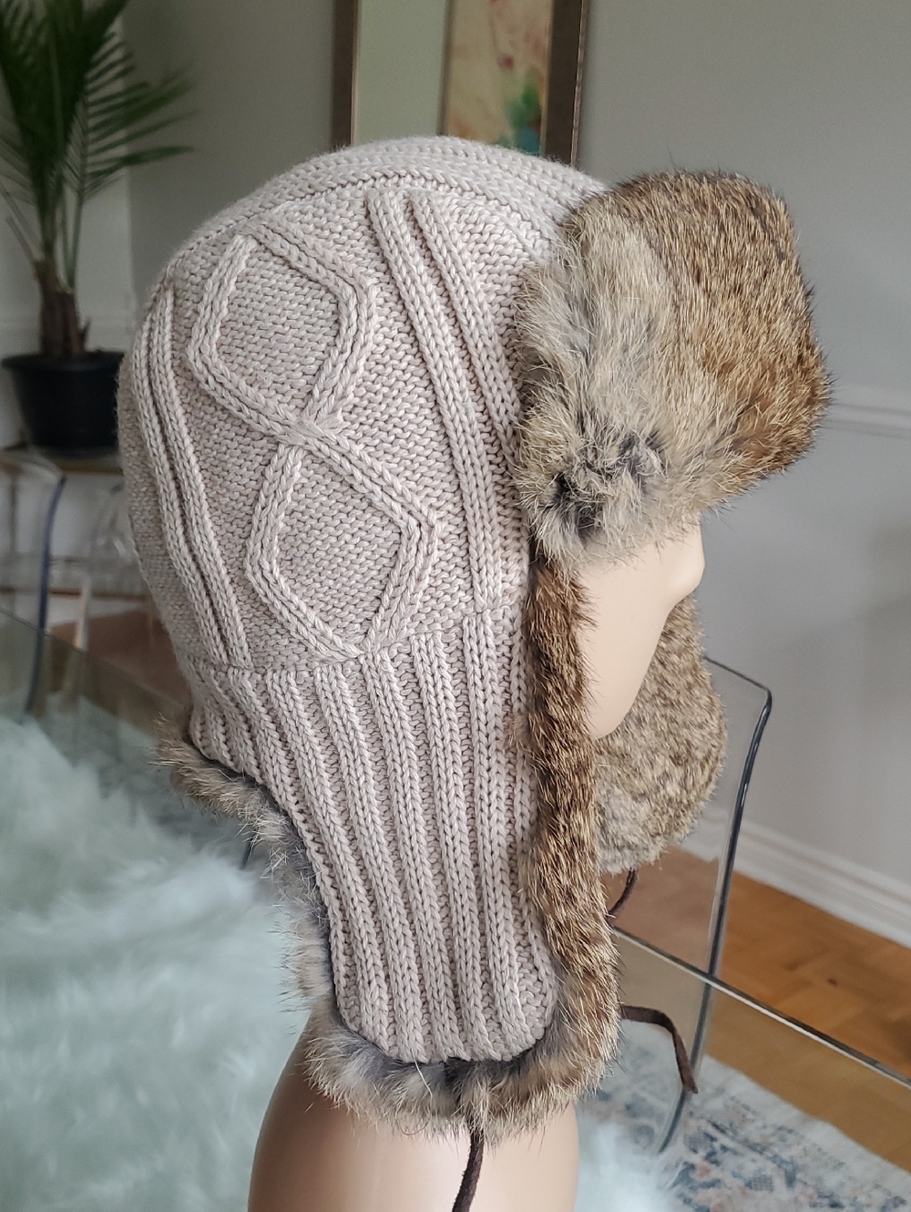 Real Rabbit Fur Cable Knit Trapper Hat - Picture 3 of 11